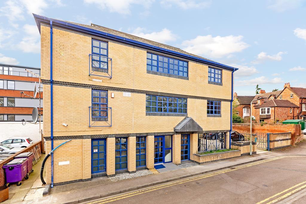 Book Today At Metro Serviced Apartments Bedford - Metro House ,Free Wifi Exterior photo