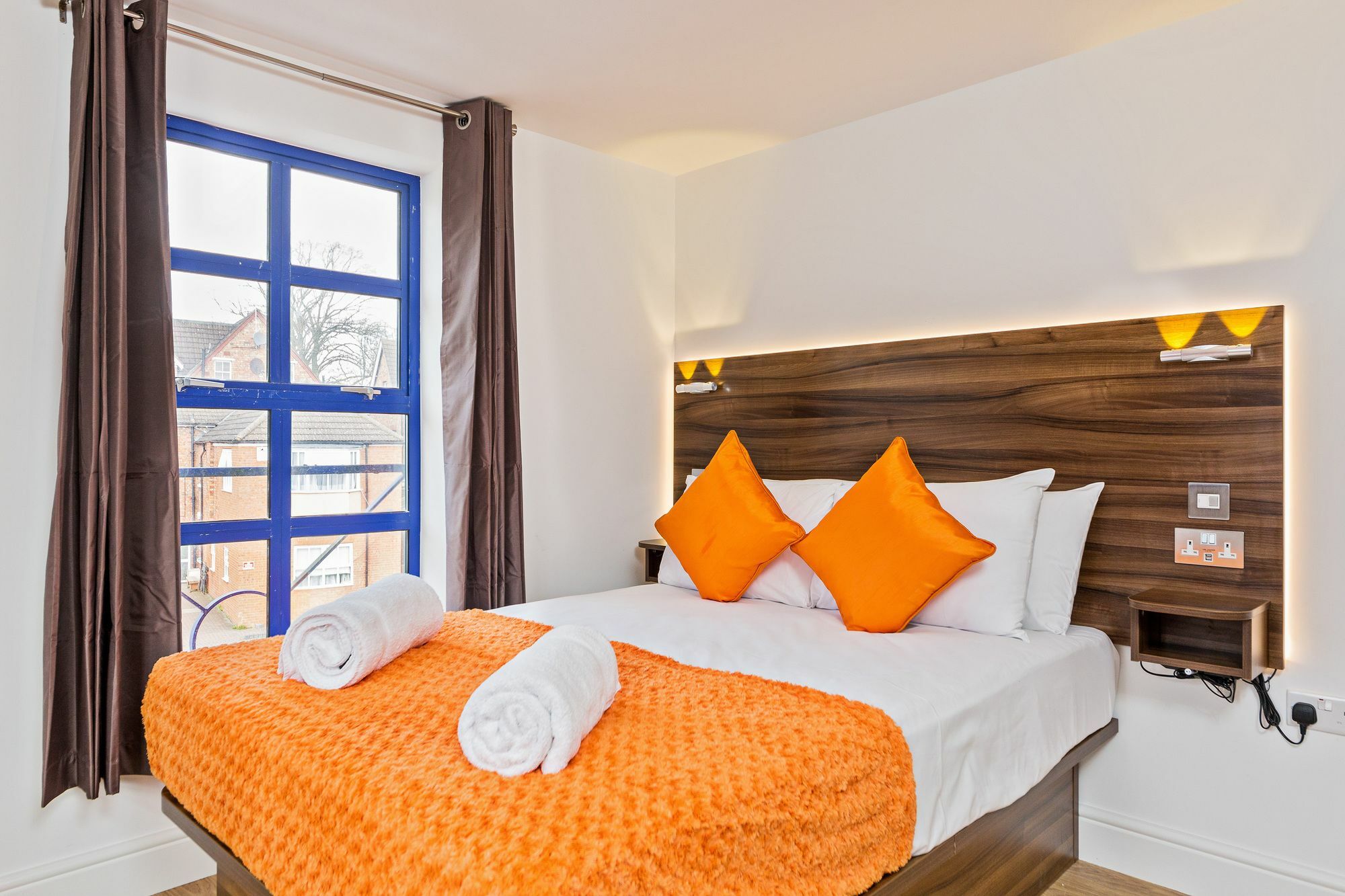 Book Today At Metro Serviced Apartments Bedford - Metro House ,Free Wifi Exterior photo